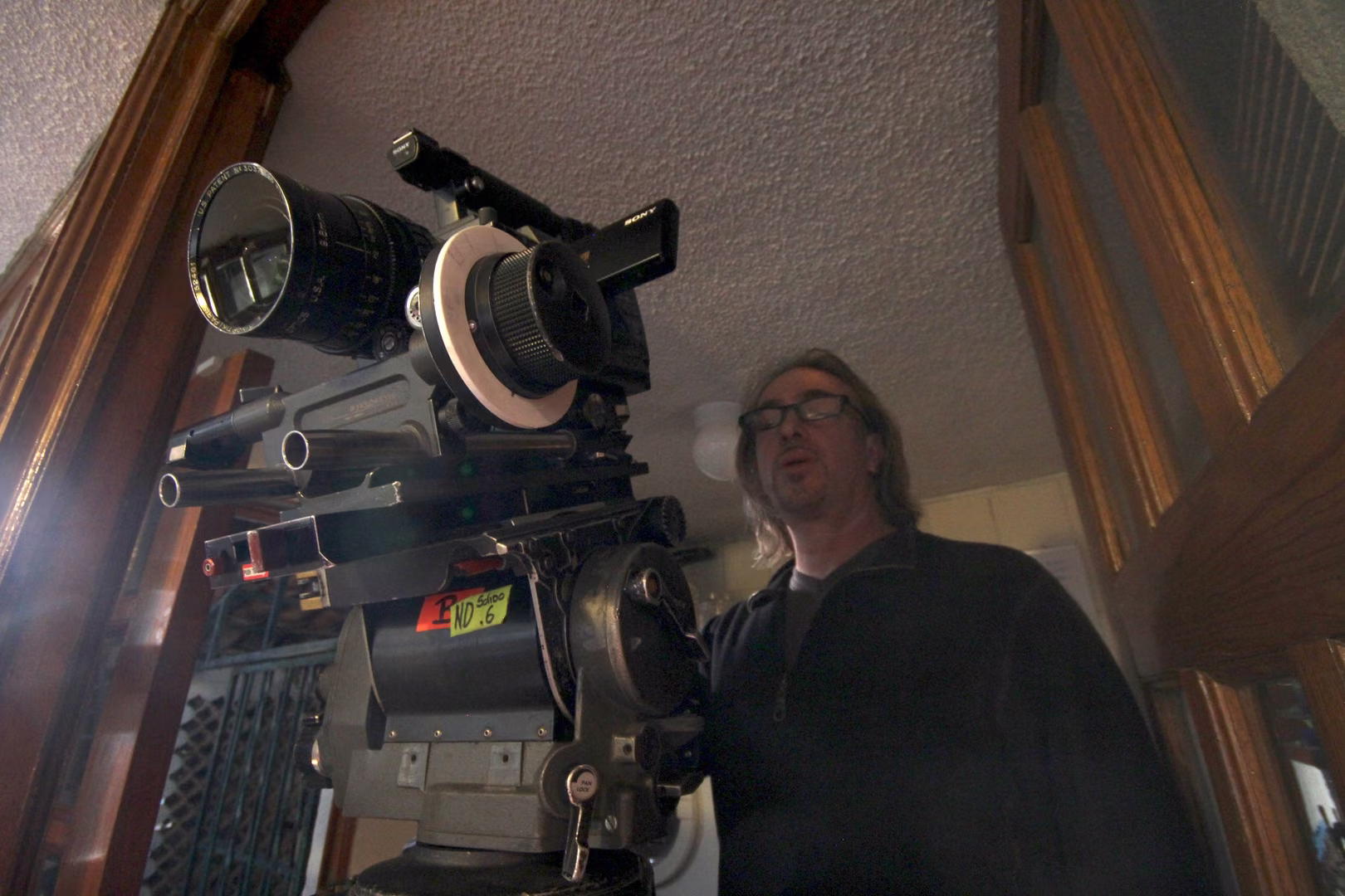 Benny Corral en el set