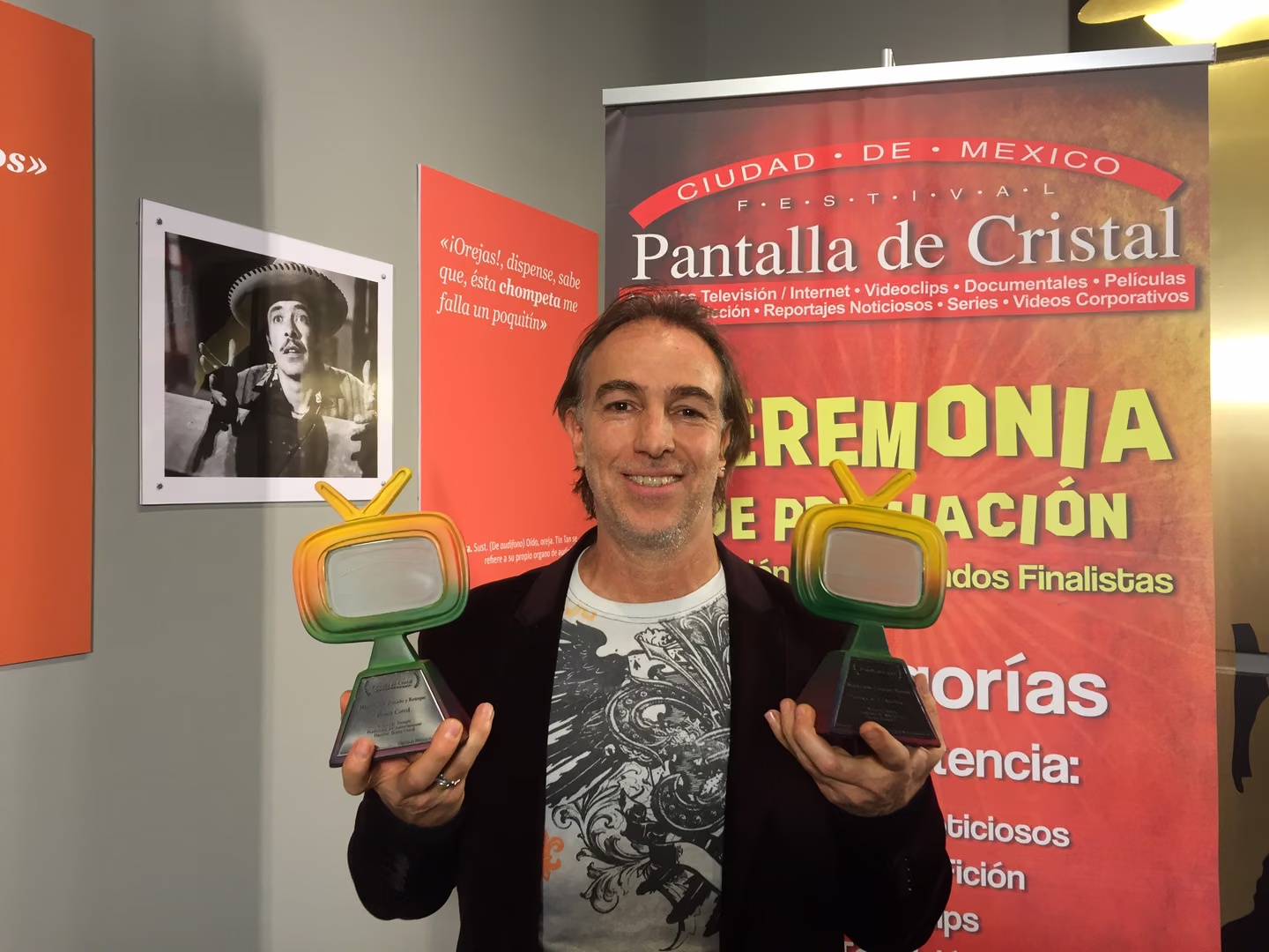 Benny Corral: premio pantalla de cristal 2015